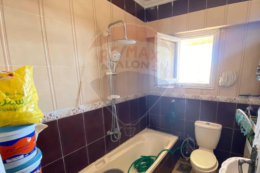 Apartment for sale 100 mn Bahary (Ebn El-Forat St)