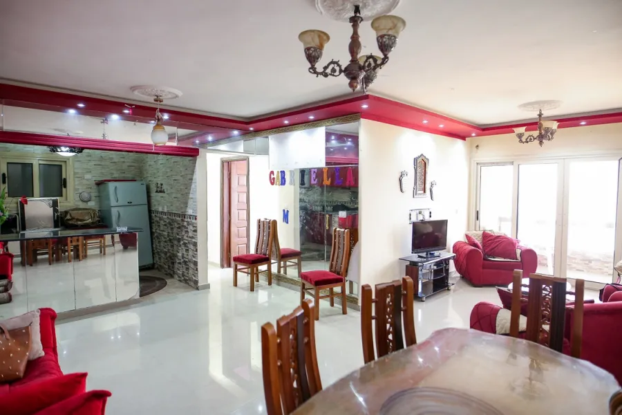 شقة للبيع 145م ستانلى (على البحر مباشرة)