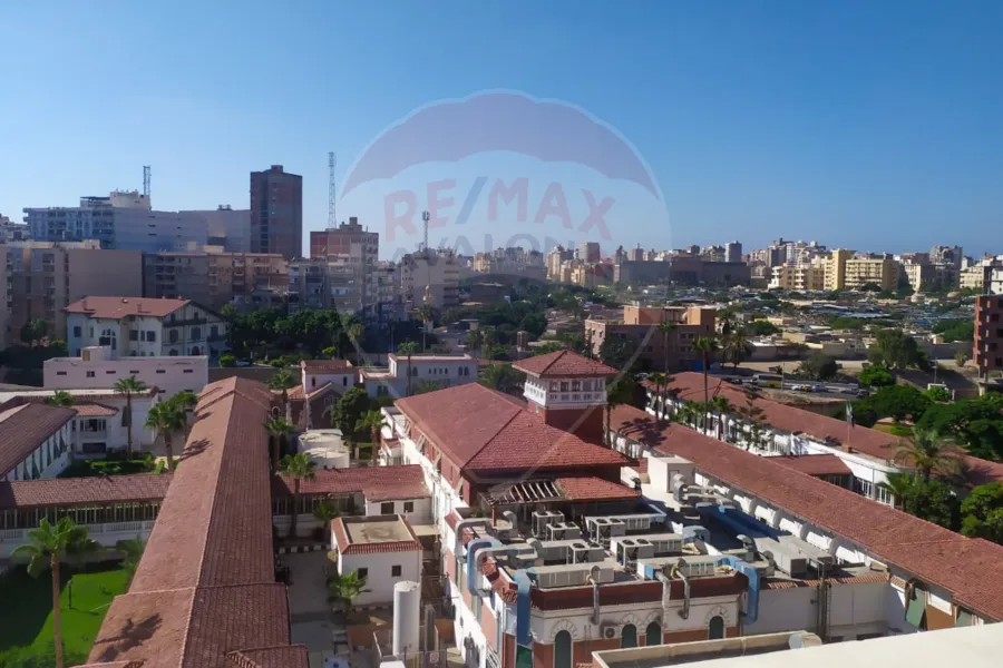 شقة للبيع 120 م وابور المياه (امام المستشفي الايطالي)