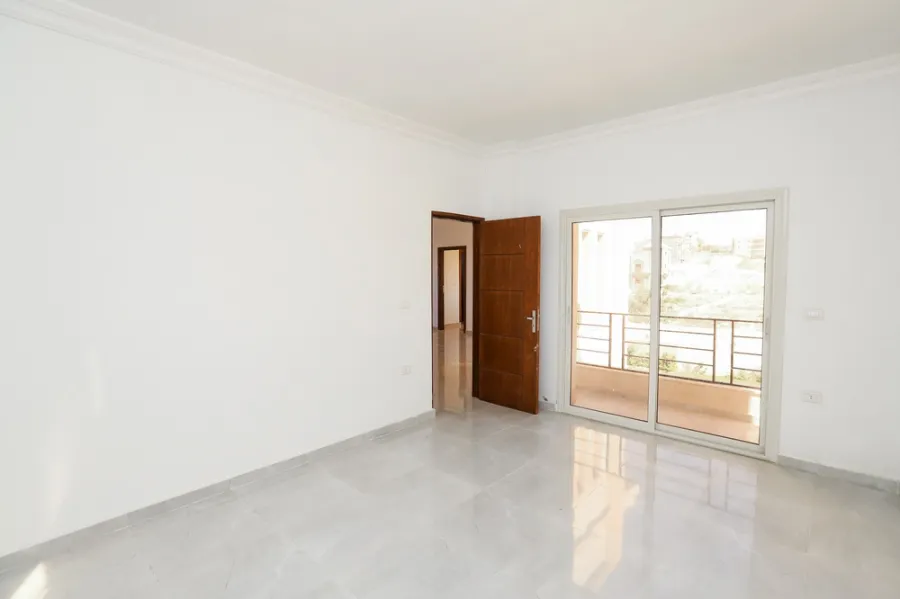 فيلا مسجلة للبيع 500م كينج مريوط (تقسيم القضاه)