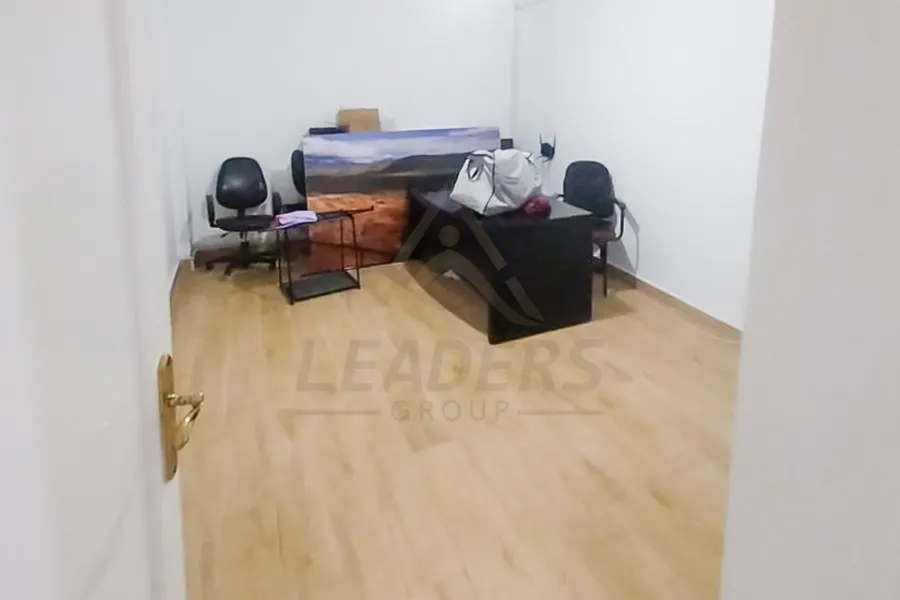 شقة للايجار 200 م رشدي (ش ابو قير)