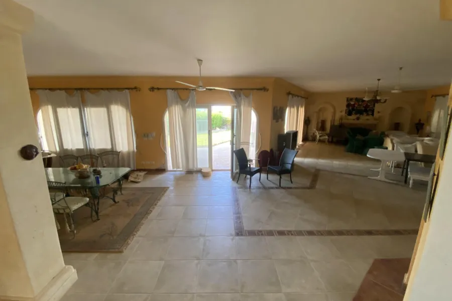 Villa for sale (Costa del Sol Village) 960 m