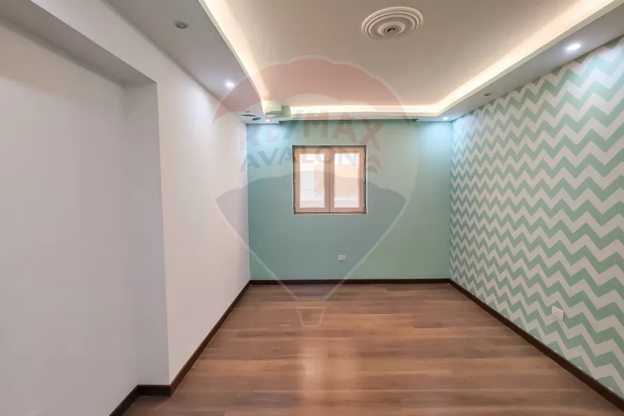 شقة للايجار 183 م سموحة الجديدة (كومباوند الصيادلة)