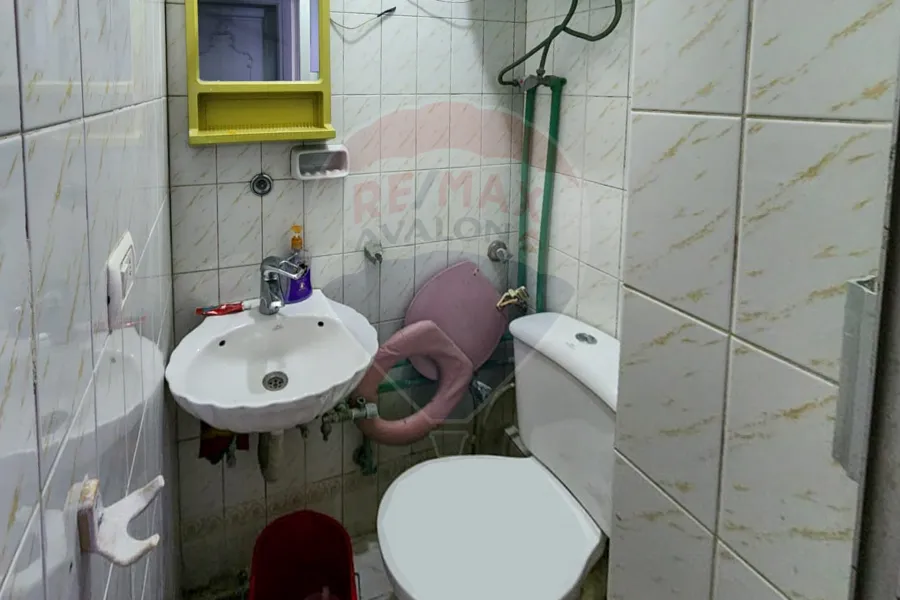 شقة للبيع 350 م سيدي جابر (رابع نمرة من البحر)