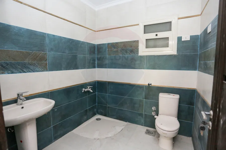 Apartment for rent 228 m Smouha (Fawzy Moaaz st)