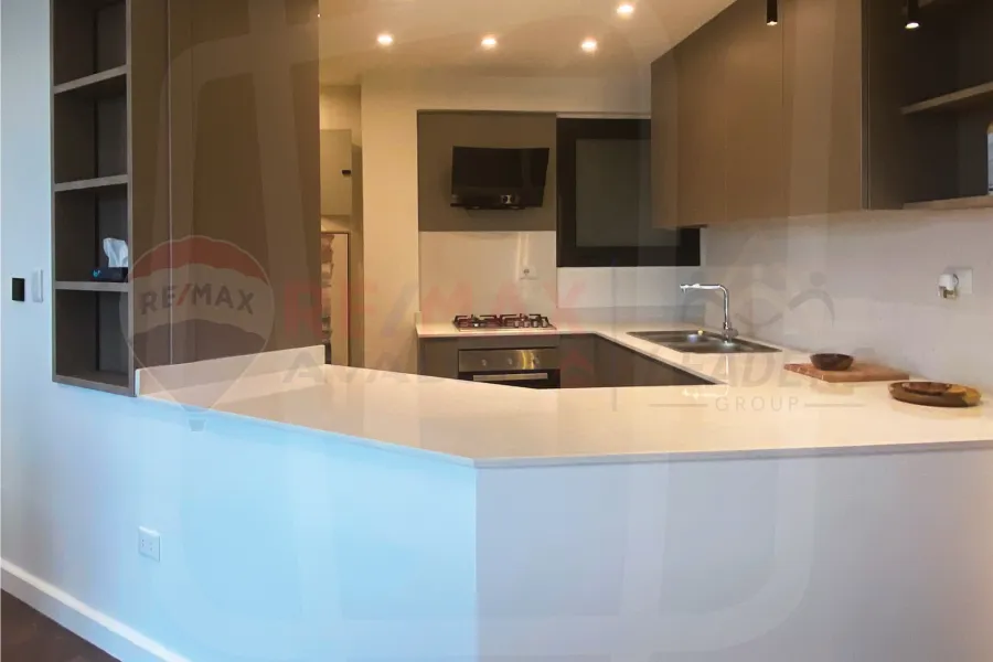 Sky-Villa for sale 277 m Smouha SkyLine