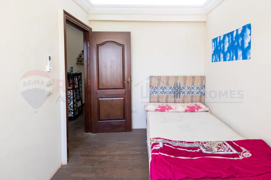 Duplex apartment for sale 320 m Sporting (Ahmed Allam Street - steps from Abu Qir Street)