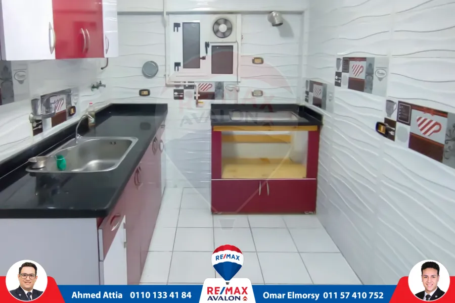 شقة للإيجار 180 م زيزينيا (ابراج توماس خلف مترو)