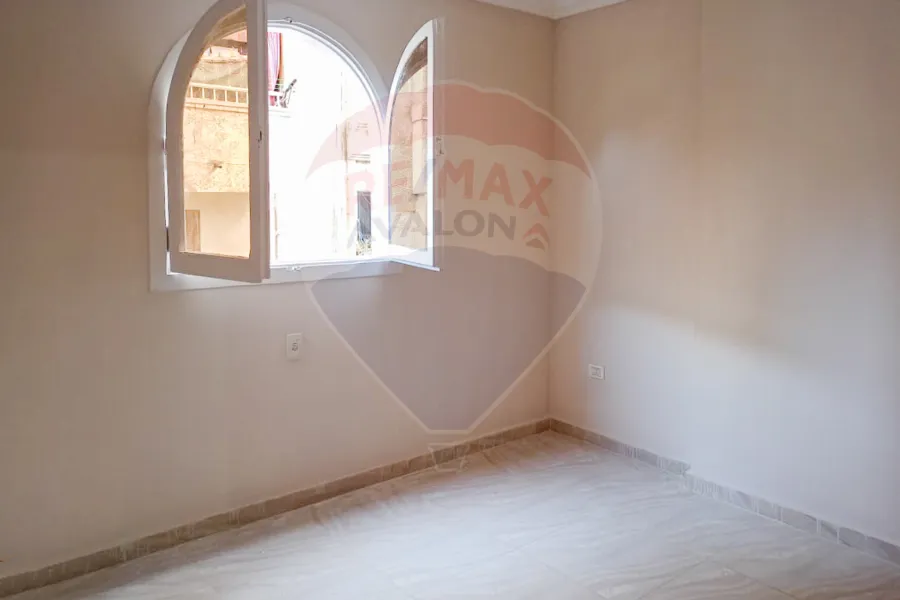 Apartment for rent 150 m Zezenia (Abo Qir St.)