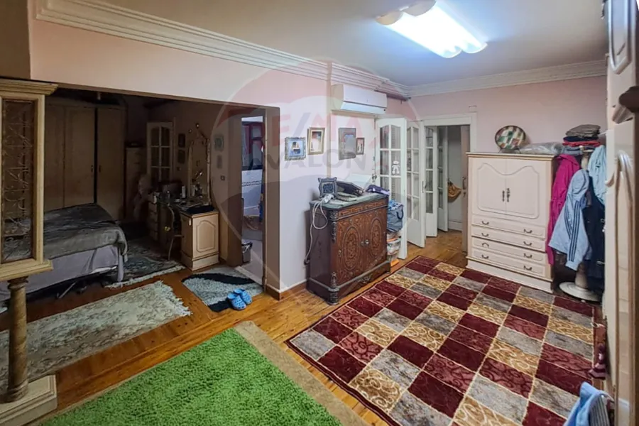 Apartment for sale 168 m Saba Basha (steps from the sea)