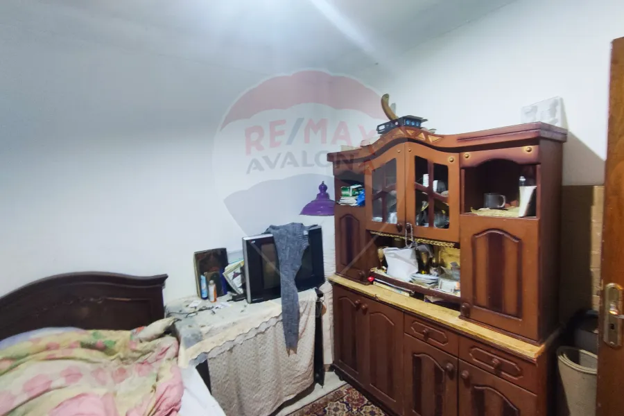 شقة للبيع 85 م سيدي بشر (متفرع من ش جمال عبد الناصر)