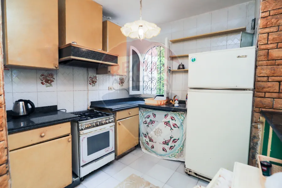 فيلا للبيع 360 م  الساحل الشمالى ( قرية سيدى كرير القوات المسلحة )