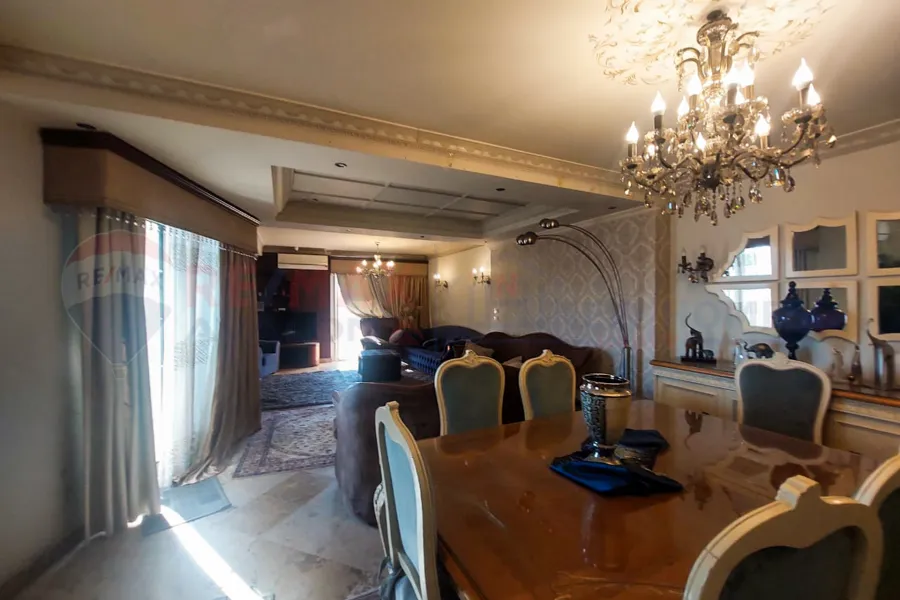 شقة للبيع 210 م وابور المياه (خطوات من النادى الاوليمبى)