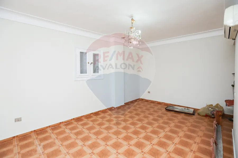 Penthouse For Sale 138 m Miami ( Gamal Abd El Nasr st )