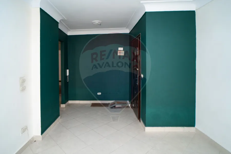 شقة للبيع 130 م سيدي بشر (ش سعيد البندارى)