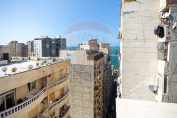 شقة للبيع 135 م ميامي (متفرع من ش العيسوي)