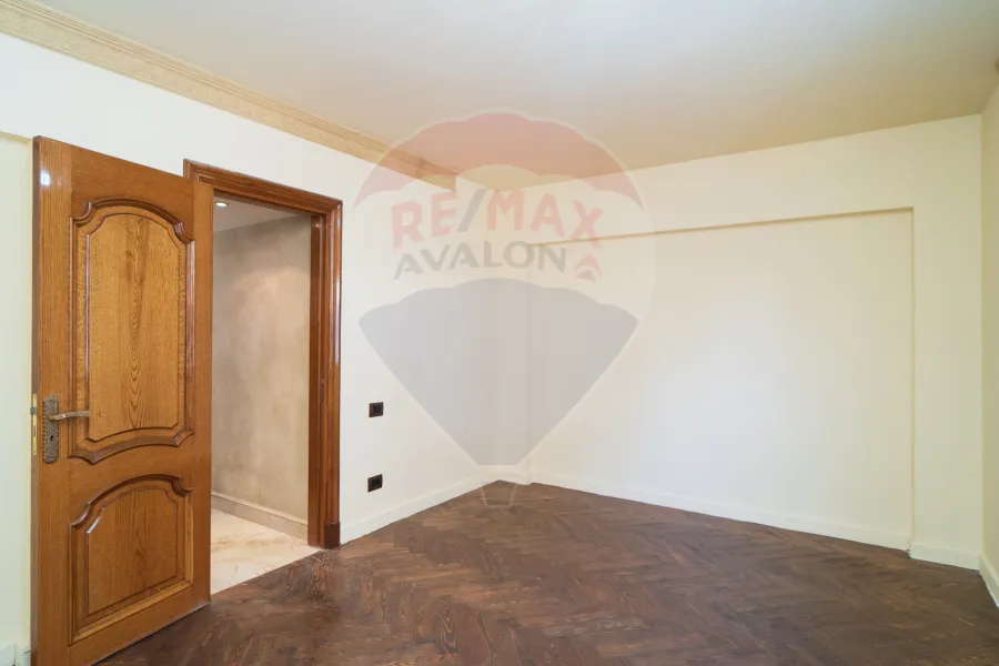 Duplex apartment for sale 370 m Smouha (Mostafa Kamel St.)