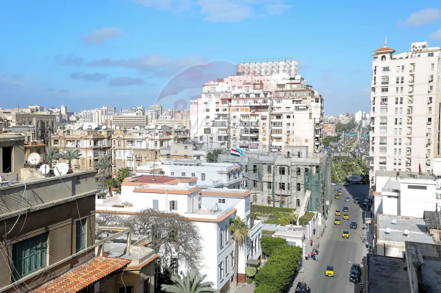 شقه للبيع 235 م الحي اللاتيني ( شارع فؤاد )