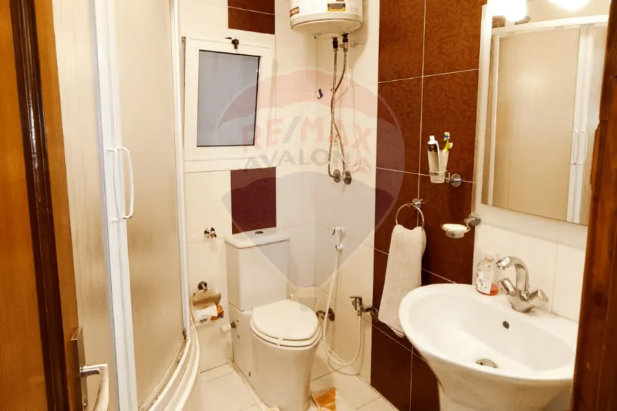 شقة للبيع 120 م سيدي بشر (متفرع من ش خالد بن الوليد)