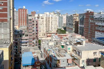 شقة للبيع 105 م زيزينيا (ش الامير جميل)