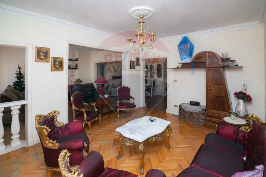 Apartment for sale 300 m Smouha (Tout Ankh Amoun St.)