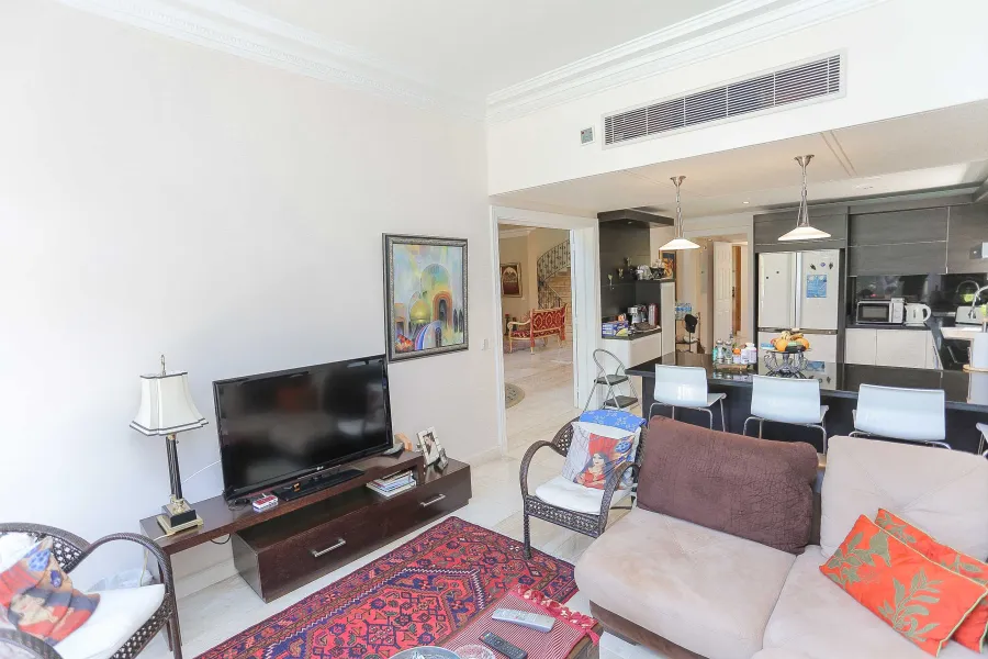 فيلا مستقلة للبيع 627 م بكينج مريوط  (بكومباوند العروبة)