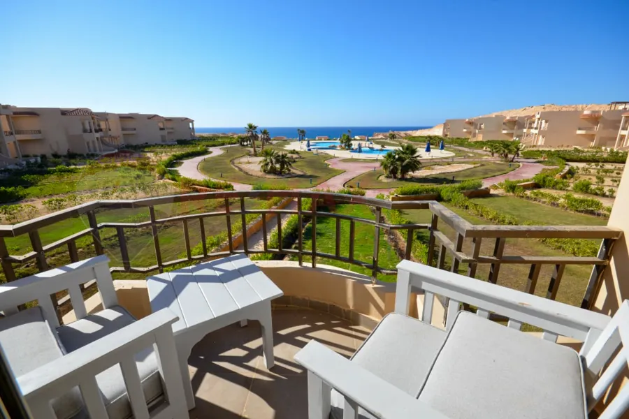 Ground chalet + garden for sale (Coral Hills - Ras Al-Hikma) 65 m