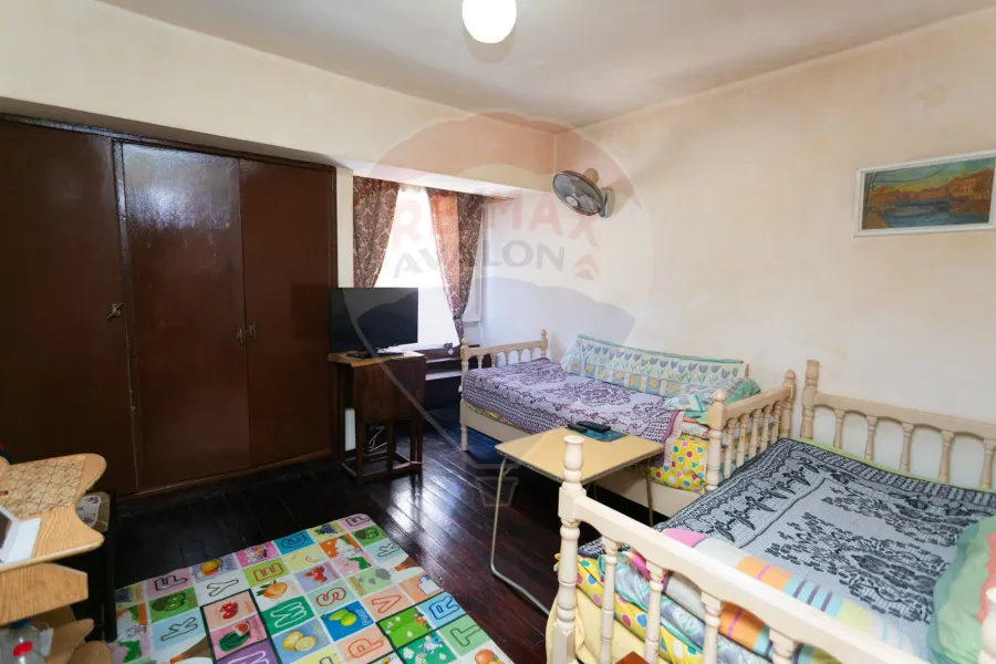 شقة للبيع 135 م سابا باشا (ش مصطفي ابو هيف)