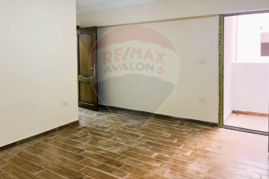 شقة للايجار 175 م سابا باشا (ش أبو قير)