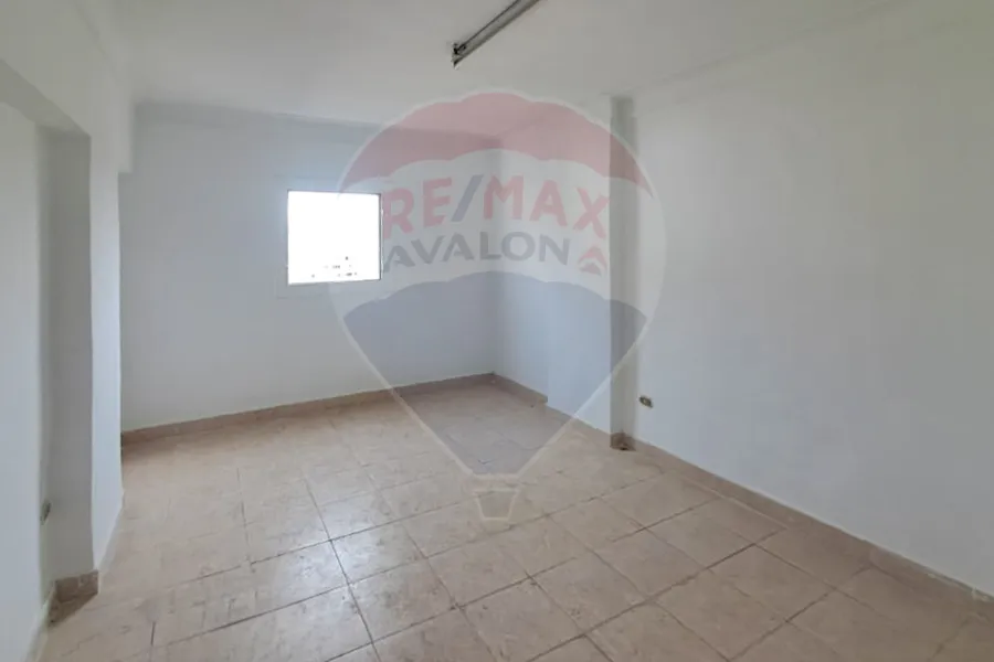 شقة للبيع 120 م سموحة (خطوات من ش مصطفي كامل)