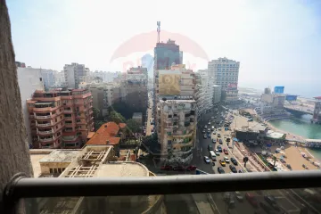 Apartment for rent 189 m Stanley (directly on the sea - Brand Building)