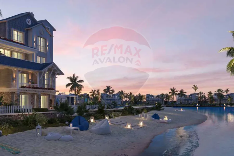 Townhouse villa for sale (Mountain View Eleva - Mostaqbal City) 210 m