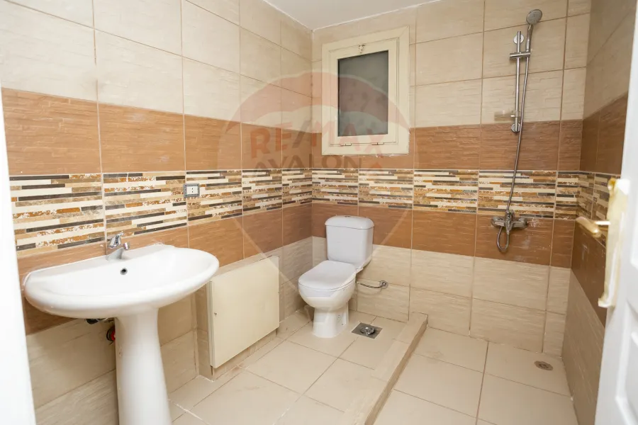 Apartment for sale, 235 m, Smouha (Fawzy Moaz St, Lotus Tower)