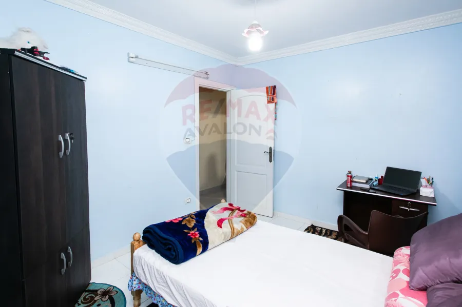 Apartment for sale 155 m Camp Chezar (steps from Sea & university bridge)