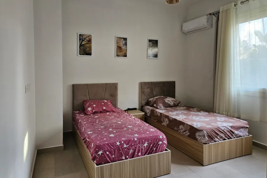 شاليه ارضي بجاردن للبيع (هاسيندا باي) 153 م