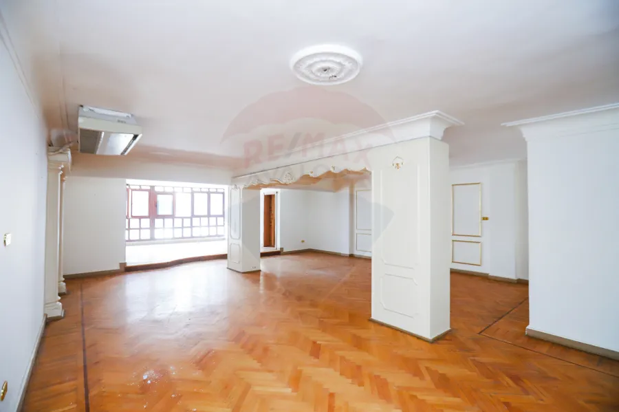 شقة دوبلكس للبيع 400 م لوران (ش محمد صدقي)