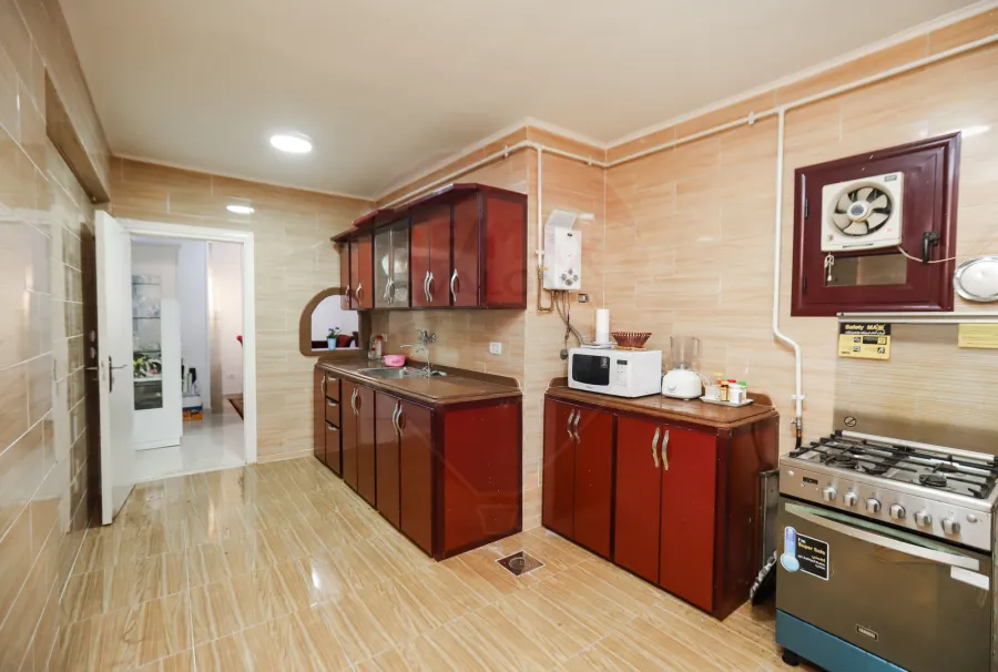 شقة للبيع 160 م فلمنج (متفرع من شارع مصطفي كامل)