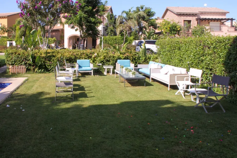 فيلا ستاند ألون للبيع (مراسي - ڤيرونا) 440 م