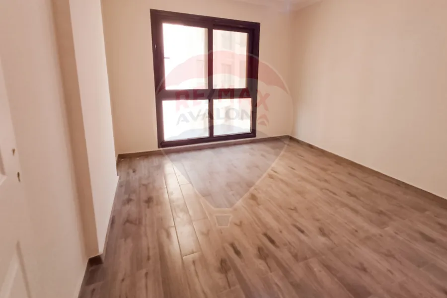 شقة للايجار 155 م سموحة (فالوري انطونيادس)