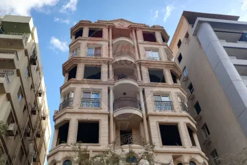 Commercial unit for sale Cairo (Al Maadi) 550 m
