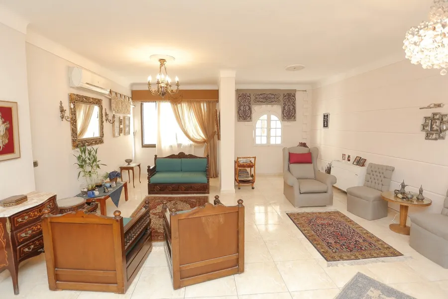 شقة للبيع 180م سابا باشا - بين الترام و ش أبو قير