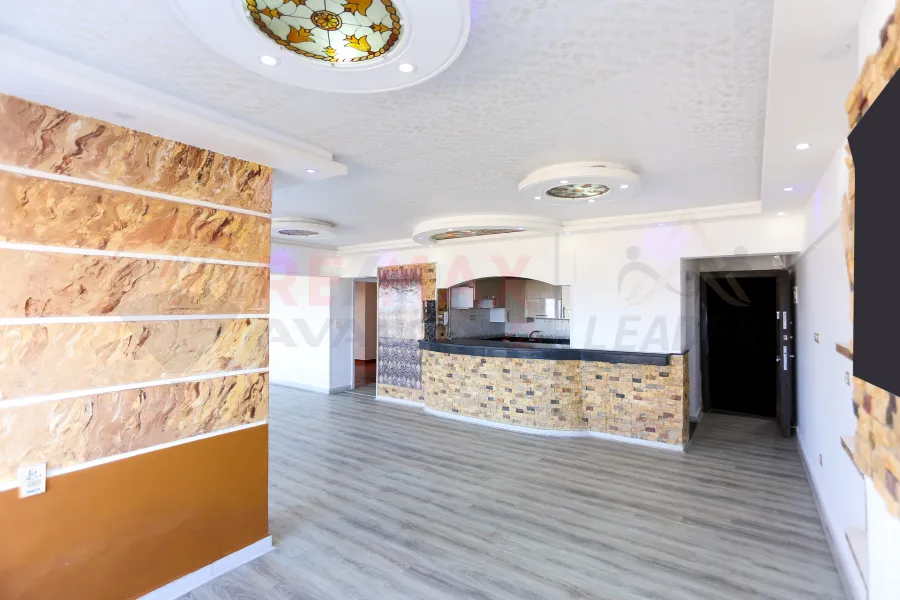 Apartment for sale 180 m Montazah (Sheraton Towers)