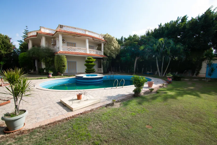 Registered villa for sale 1330 m King Mariout (Airport Road