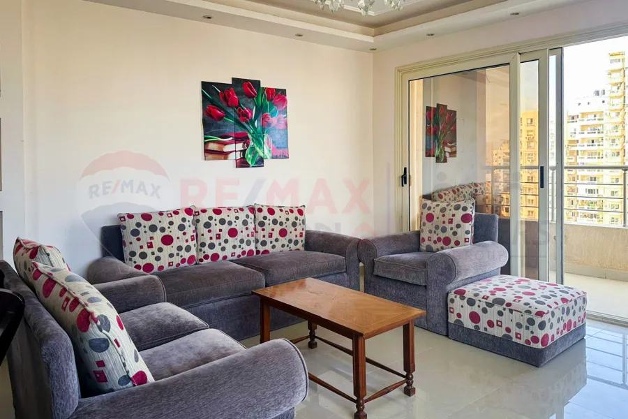 Furnished apartment for rent 227 m Gleem (Mostafa Maher St.)