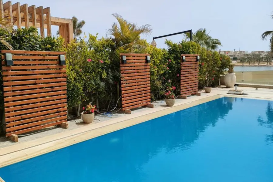 فيلا ستاند ألون للبيع (هاسيندا باي - سيدي عبدالرحمن) 700 م