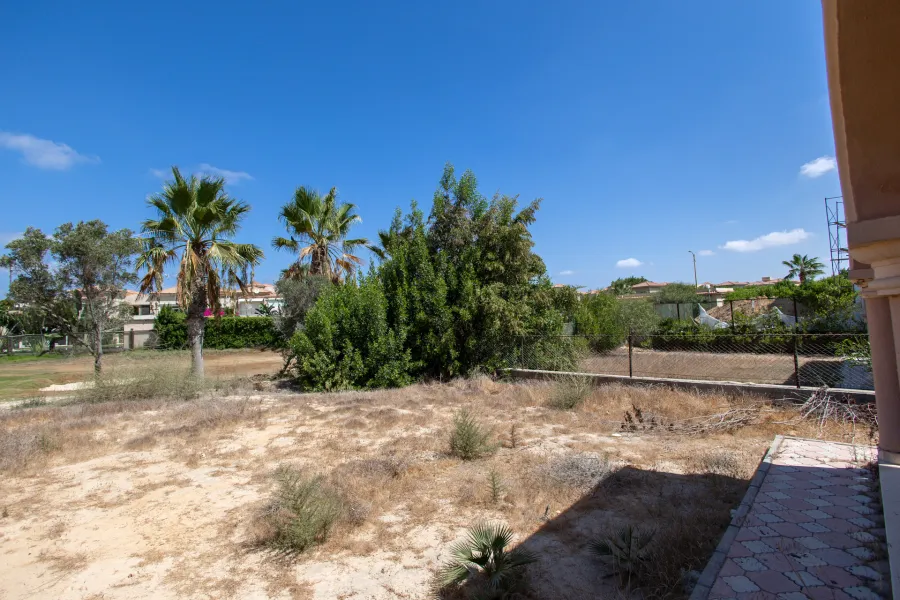 illa stand alone for sale (Alex West) 750 m