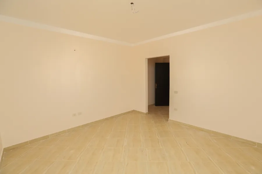 فيلا للبيع 205م الساحل الشمالى (قريه روزانا - خطوات من البحر)