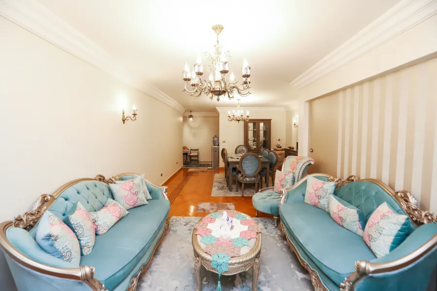 Apartment For Sale 160m Zezinia (Steps From Abou qier St.)