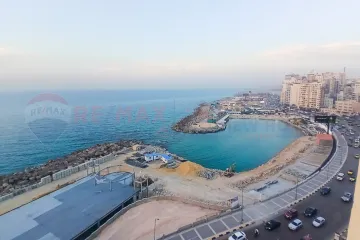 شقة للبيع 145 م ستانلي (علي البحر مباشرة)