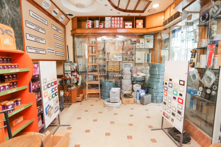 Shop for sale 52 m shop + 15 m storage Al-Ibrahmia (Port Said st.)